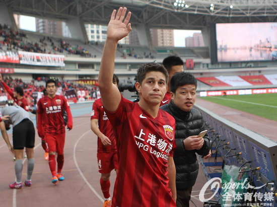 体育专家点评球队战术缺陷，建议改进