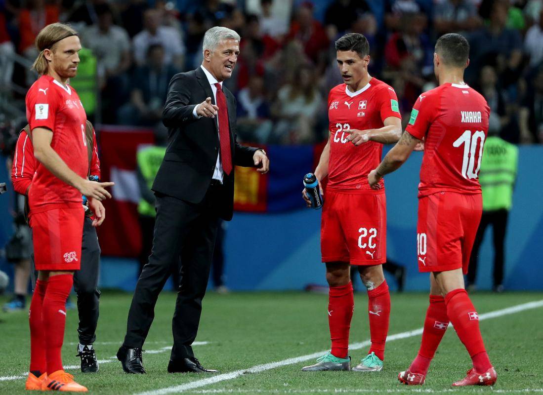 开云体育平台APP-欧国联赛事掀起热潮，球队发挥出色