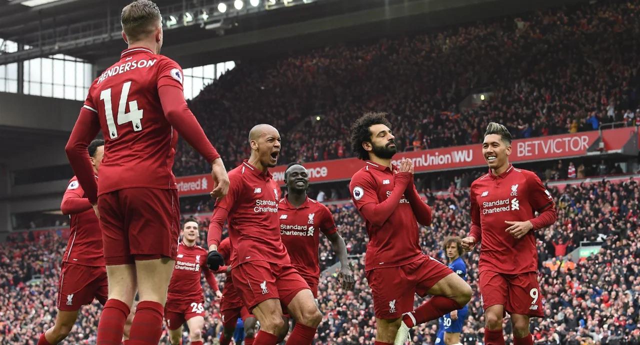 战术对决：教练间的战术较量各显神通的简单介绍