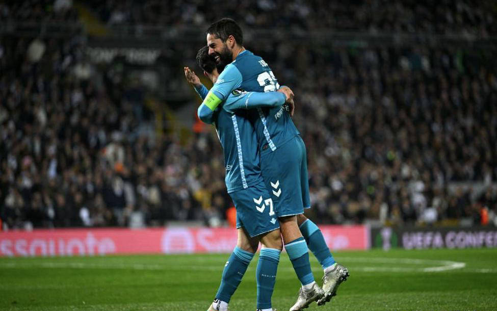 欧战中一位球员的出色表现赢得认可