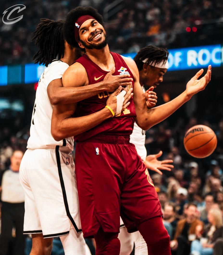 开云体育APP下载-沉寂数轮终迎连胜，球队状态回勇的简单介绍