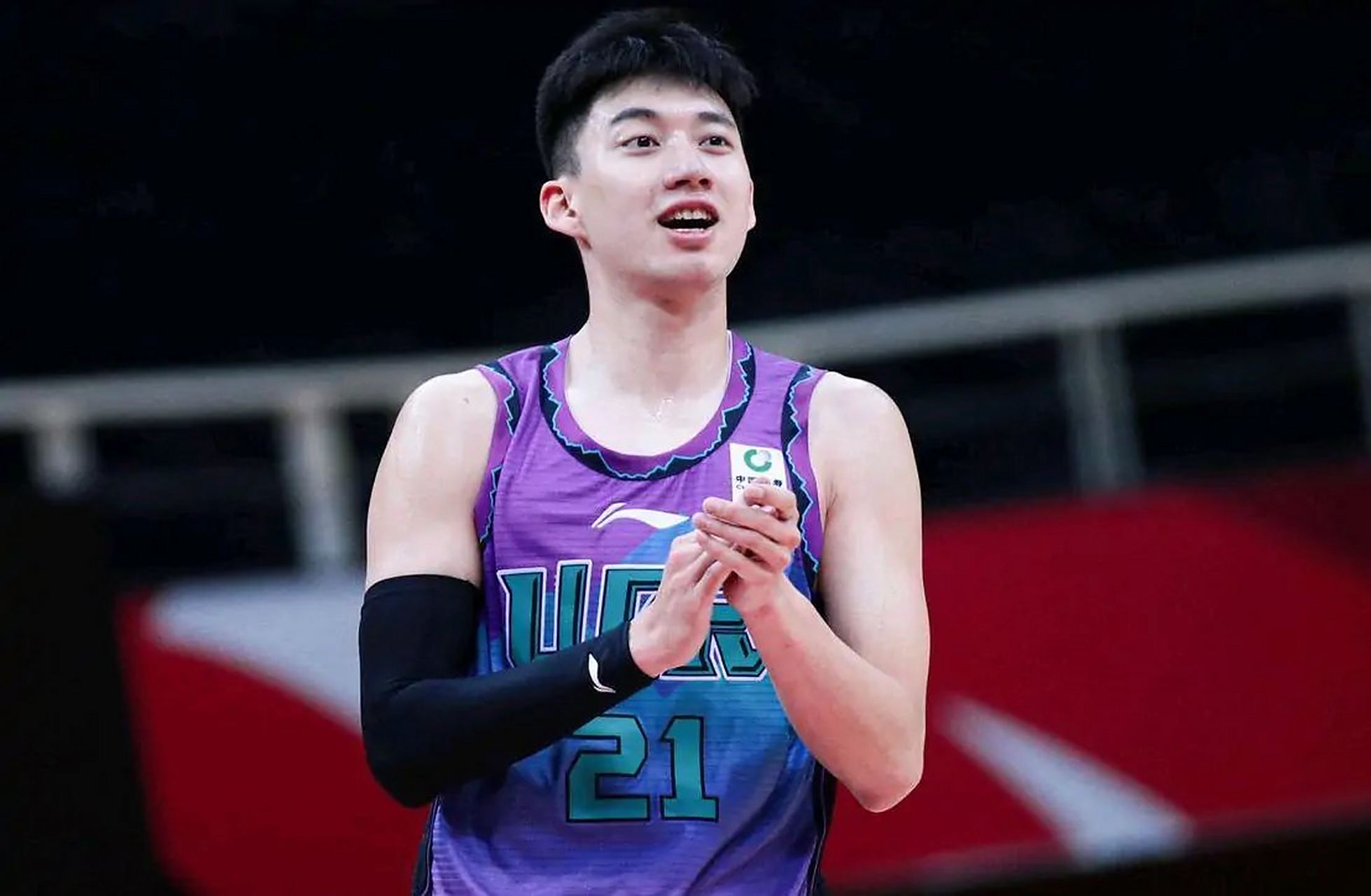 开云官网-澳门男篮豪取连胜，一路高歌猛进