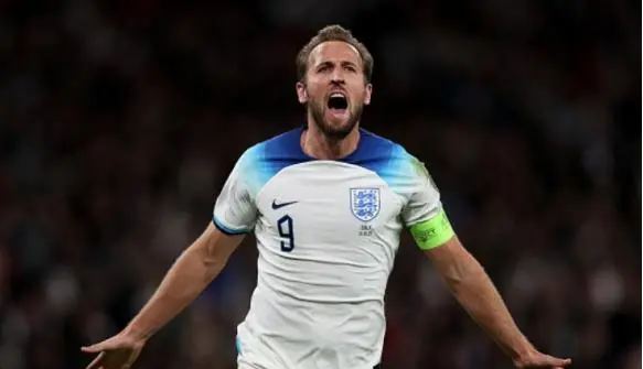 英格兰队夺冠在望，杀入欧洲杯决赛