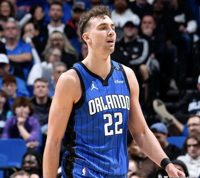 魔术力克活塞，福尼埃单节狂砍23分的简单介绍