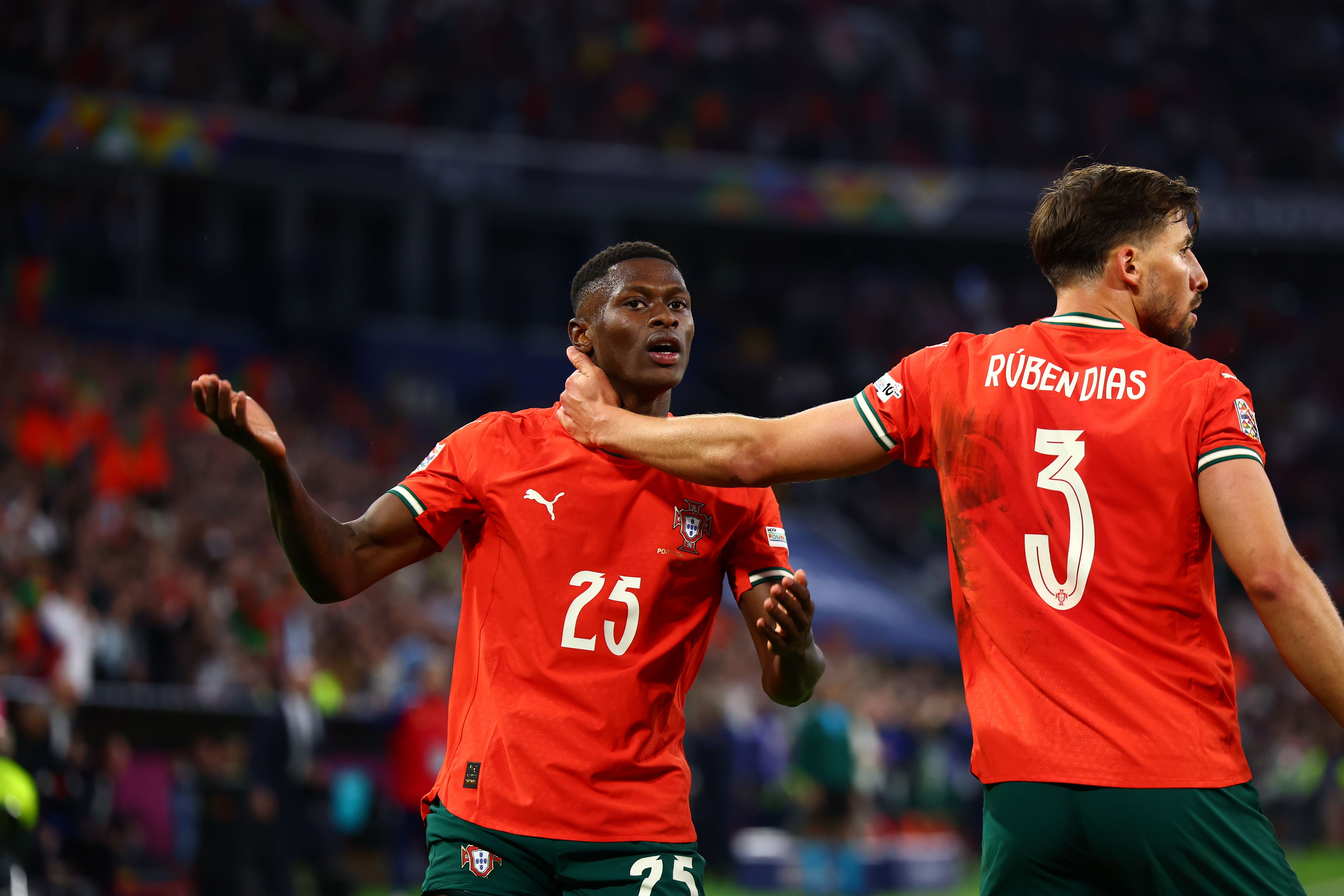 葡萄牙晋级四强，继续征战欧洲足坛