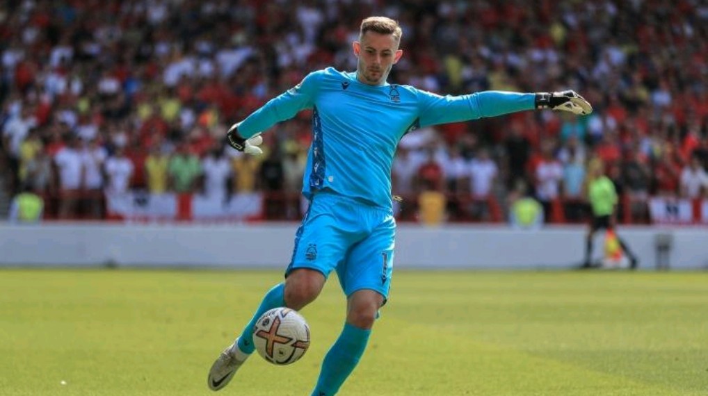 勒沃库森门将失误频频，成为球队短板的简单介绍