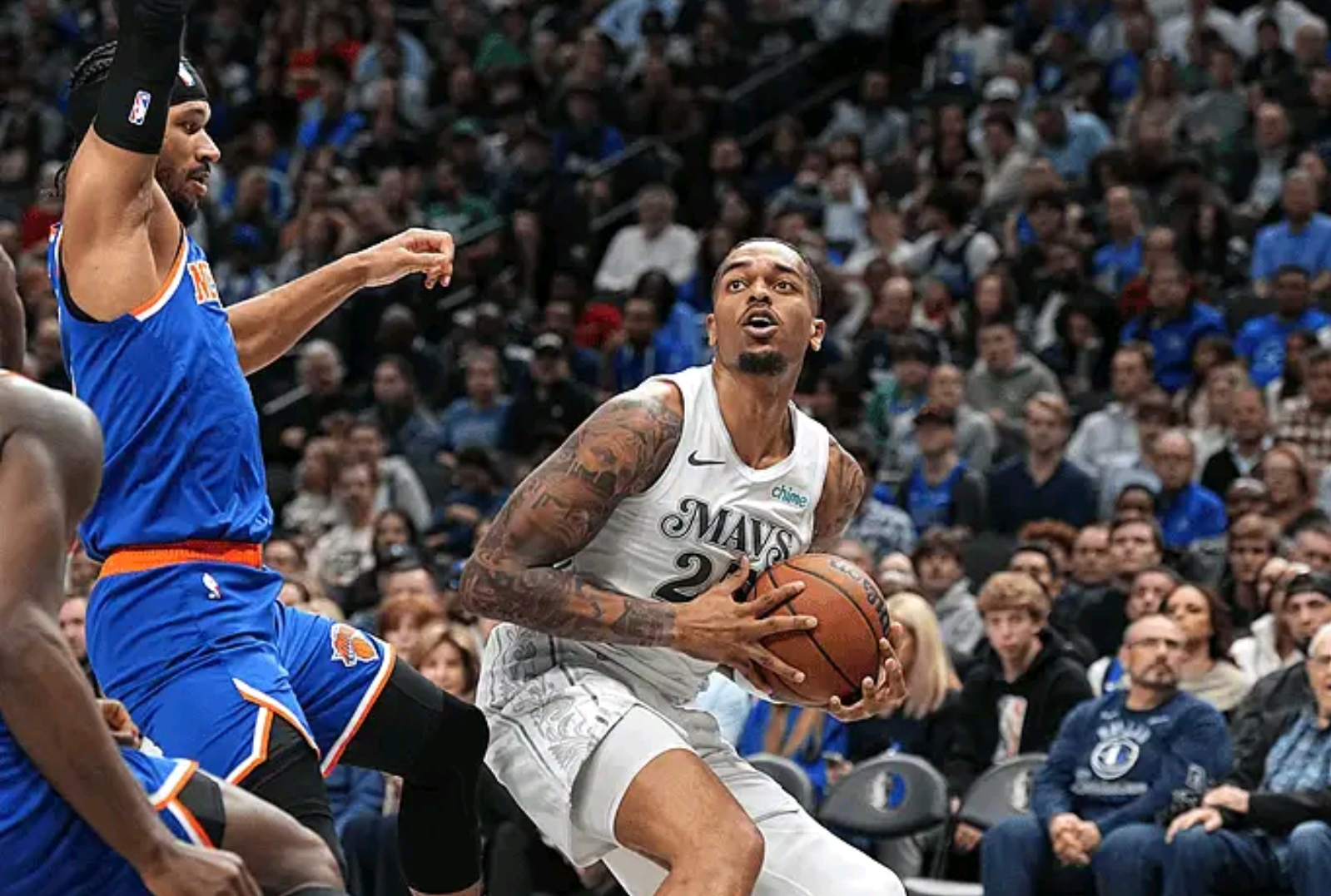 尼日利亚男篮险胜灰熊，欧文打破历史纪录