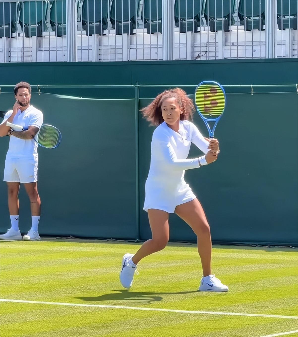 温网轻取美网，西西帕斯惊艳四座的简单介绍