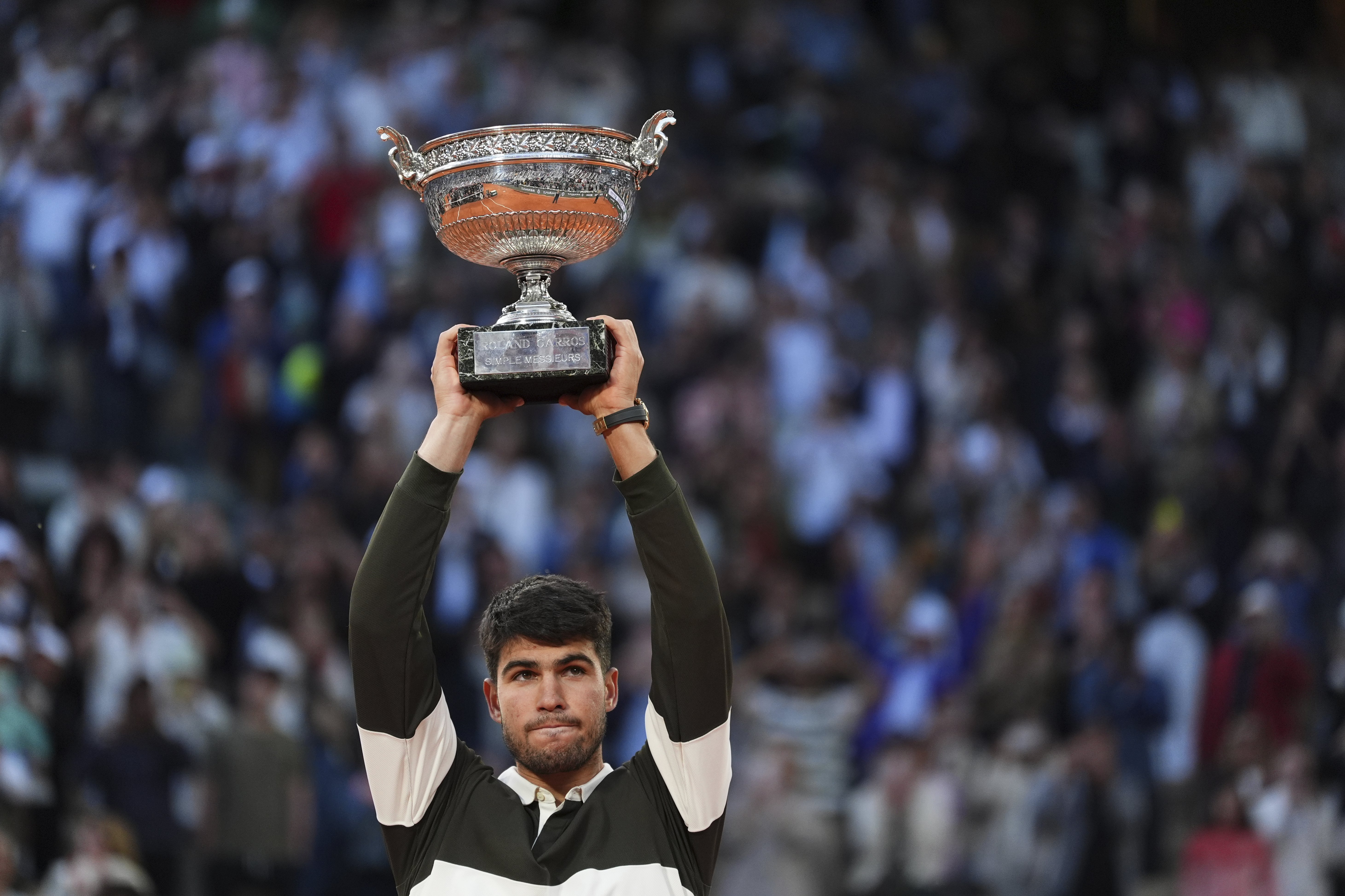 包含法网绝杀年终总决赛，阿尔卡拉斯扛起全队的词条